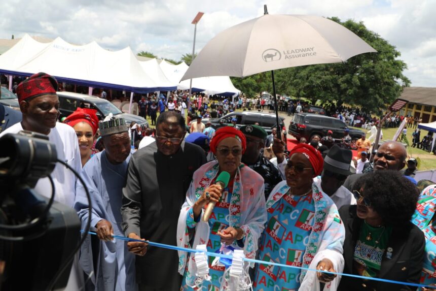 Oluremi Tinubu Inaugurates N1bn ICT Digital Experience Centre At UNICROSS