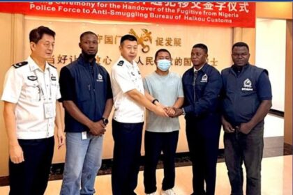 Nigeria Police Force (NPF), through INTERPOL National Central Bureau (NCB), Abuja, has repatriated a Chinese fugitive, Zhang Shijie, to Guangzhou, People’s Republic of China, following his arrest in Nigeria in connection with alleged large-scale smuggling of endangered African Rosewood.