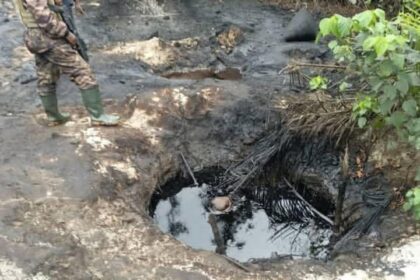 The Nigerian Navy has uncovered about 182,000 litres of suspected stolen crude oil hidden in eight dugout pits at Bethel Creeks in Ogu, Rivers State.