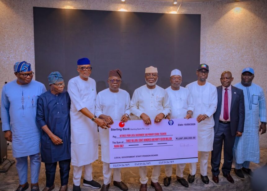 Ondo State Governor, Lucky Orimisan Aiyedatiwa, has flagged off the payment of N3.897 billion in gratuities to 1,038 retirees of the Local Government Service and Primary School Teachers and Non-Teaching Staff who retired in 2016.